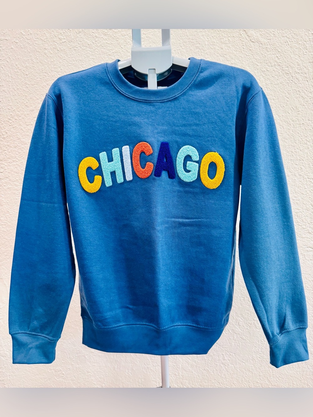 Blue Chicago Crewneck Sweatshirt size S Colorful Textured Chenille Lettering